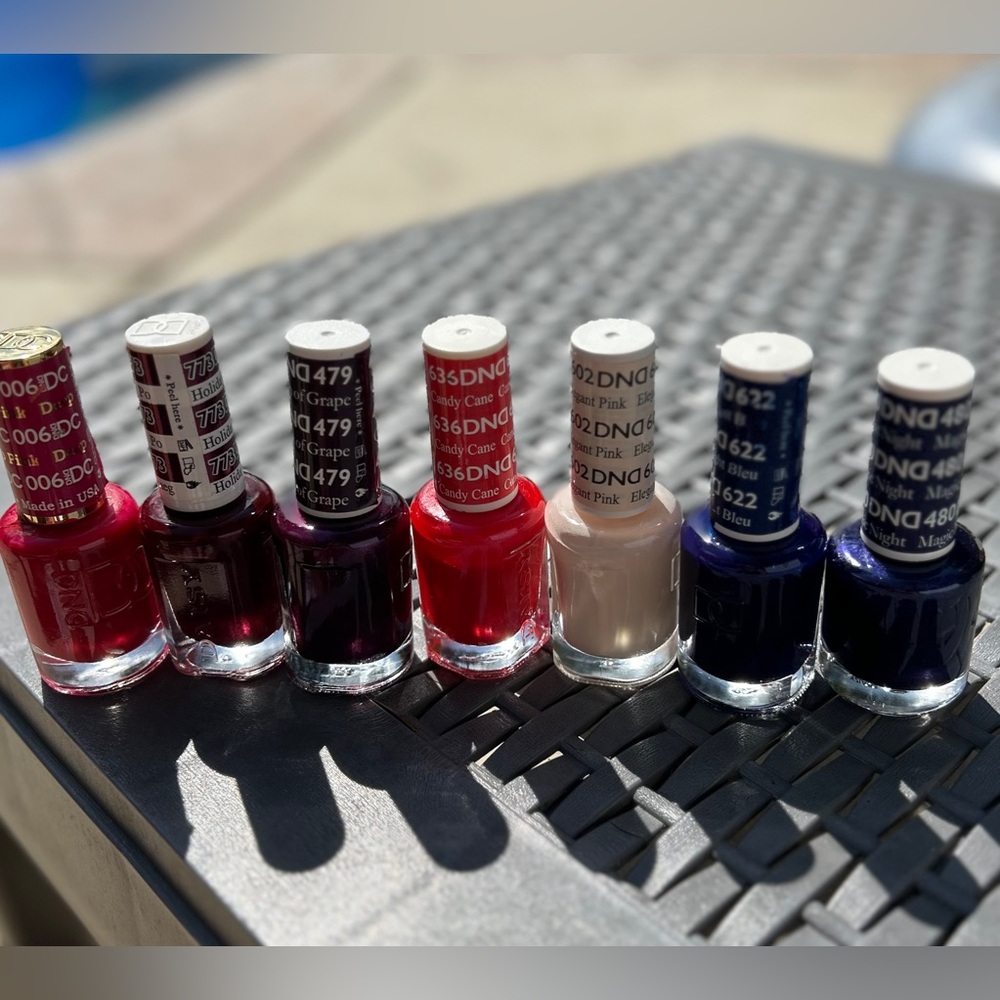 D and D Air dry Assorted Nail Set
